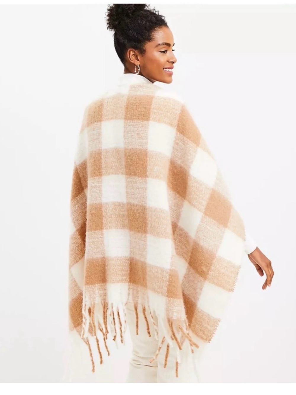 LOFT Beige & White Plaid Fringe Wrap- soft and cozy  EUC - Picture 2 of 6